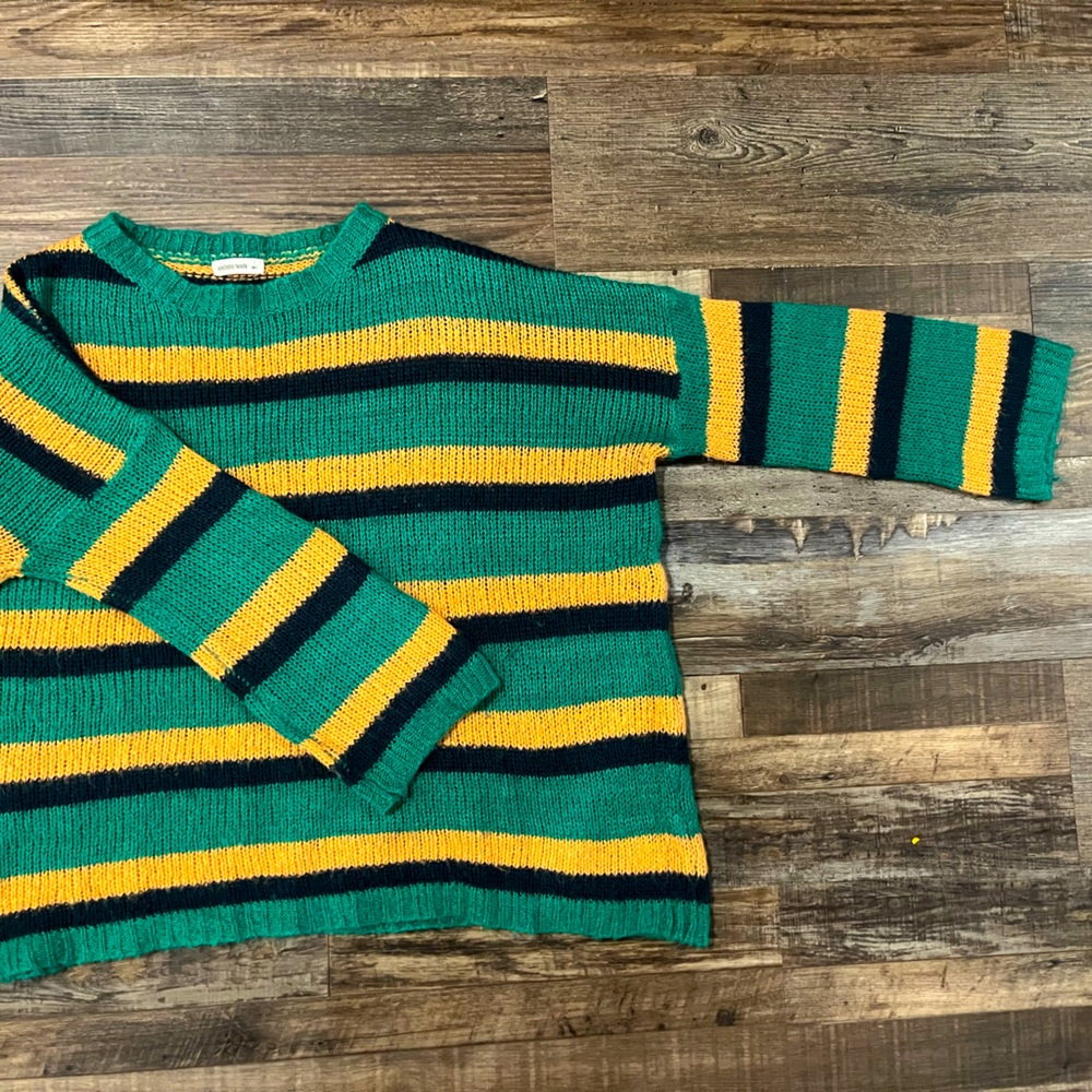 Boutique sweater